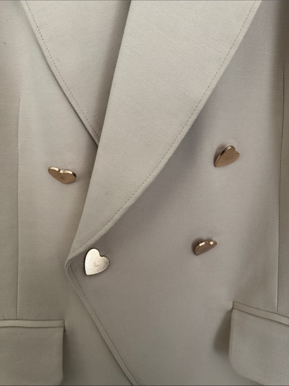 G by Giuliana Black Label Tan Double-Breasted Heart-Button Blazer - Picture 2 of 4